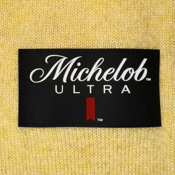 LPGA Yellow Wool Blend Sponsored Golf Pullover Sweater Size Medium - Picture 4 of 16